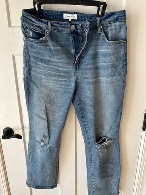 Rag & Bone Light Blue Cropped Distressed Jeans